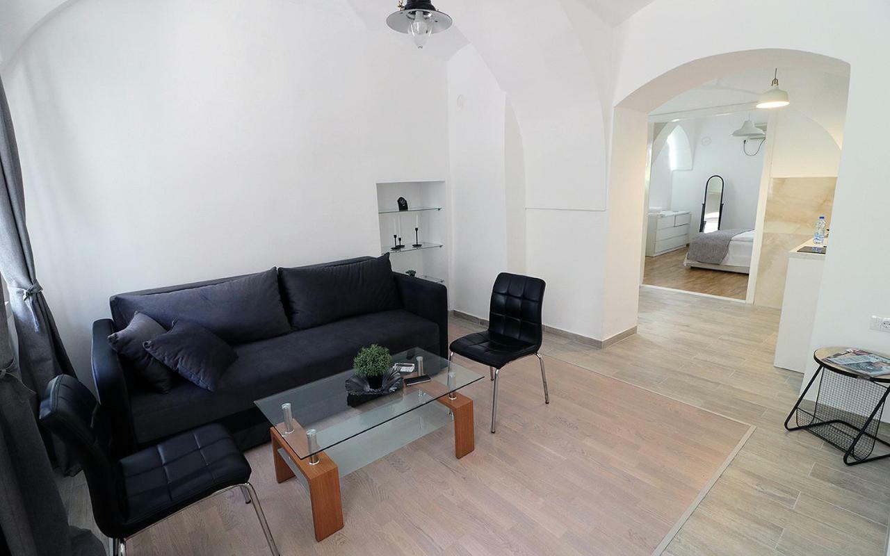 Apartman Tina Novi Sad Exterior foto